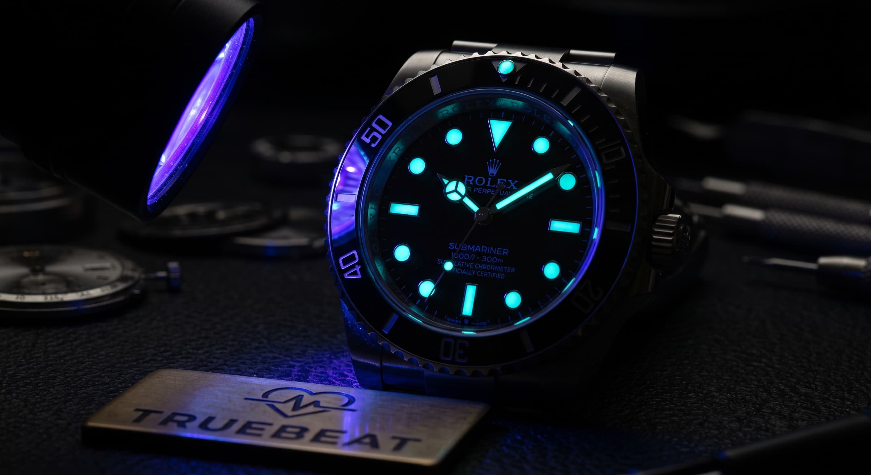 Rolex dial lume verification under UV spectrum light